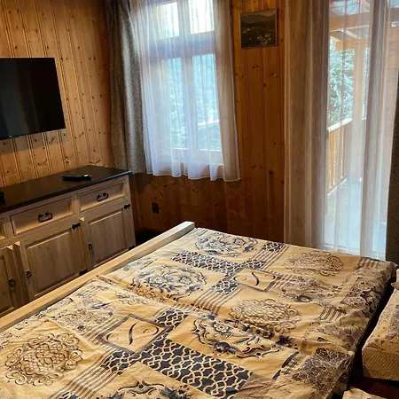 بيت ضيافة Jaruska