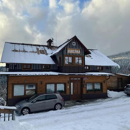 Jaruska Гостьовий будинок